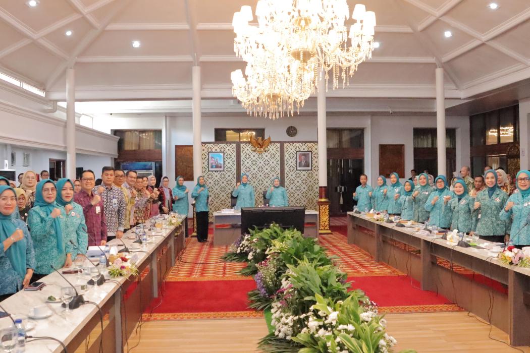 Hadiri Rakor, TP PKK Palembang Fokus Penguatan Posyandu dan Pemberdayaan Keluarga