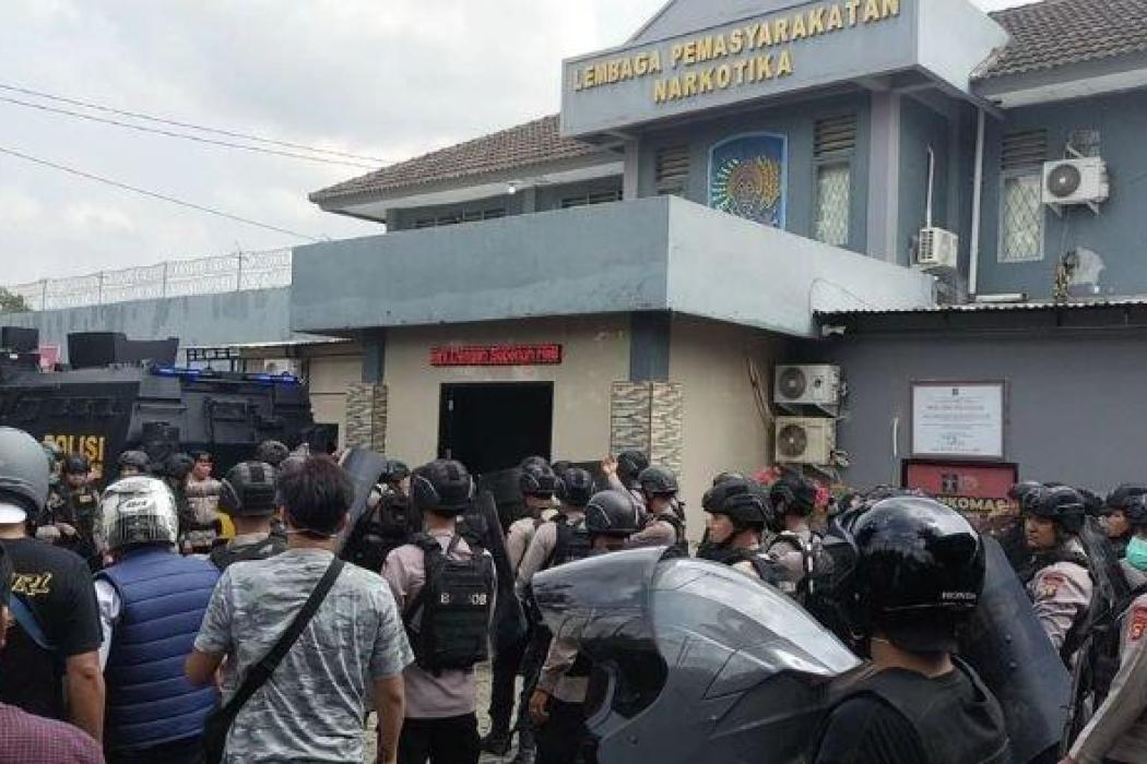 kericuhan-pecah-di-lapas-muara-beliti-ustadz-abdul-somad-sempat-terjebak-30-menit-di-dalam-lapas