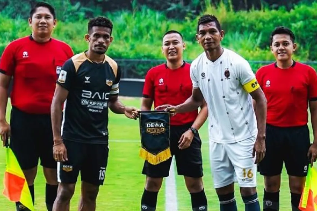 Beda Kelas, Sriwijaya FC Dibantai Dewa United 4-0 Dalam Laga Uji Coba Ketiga