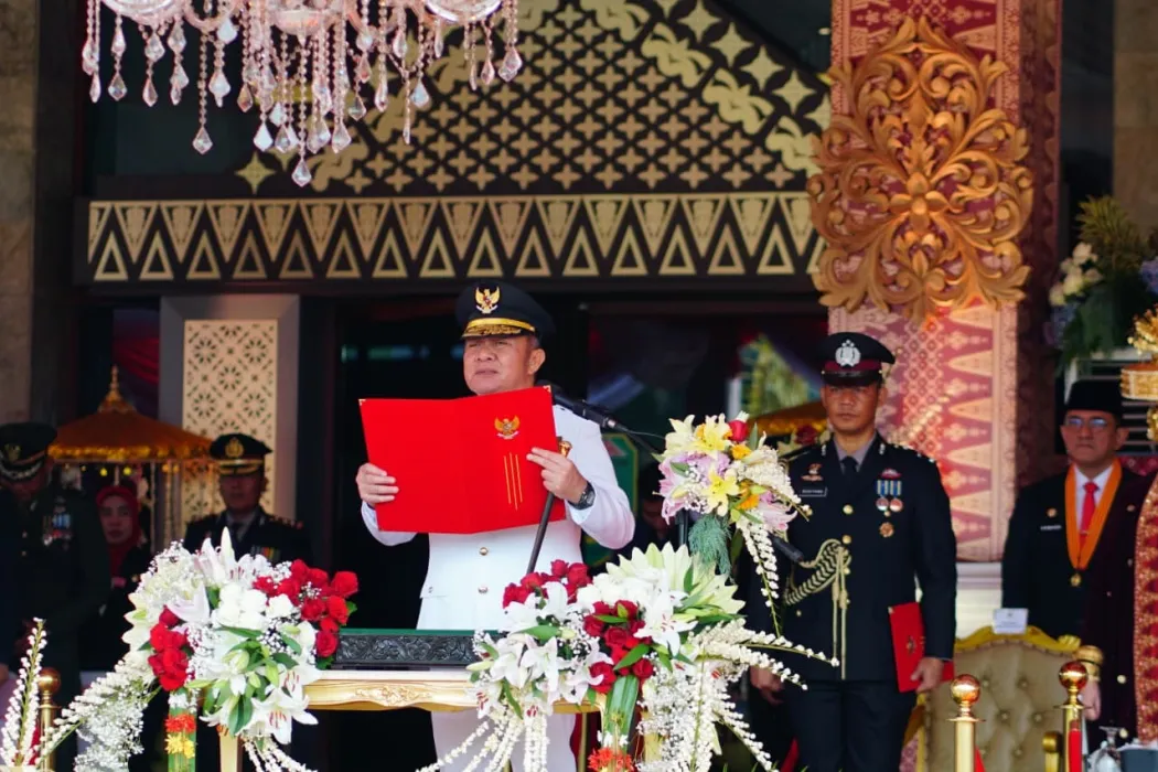Pimpin Upacara HUT ke-80 RI, Herman Deru Kobarkan Semangat 'Bersatu, Berdaulat, Rakyat Sejahtera, Indonesia Maju