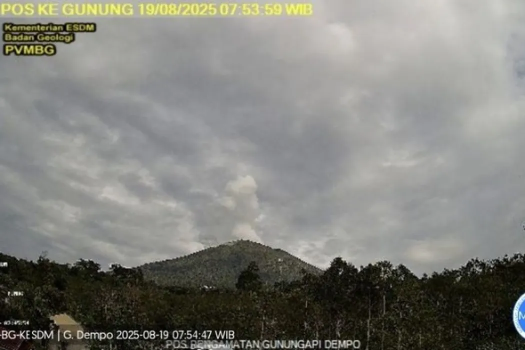 Gunung Api Dempo Erupsi, 6 Pendaki Sempat Terjebak di Puncak Gunung