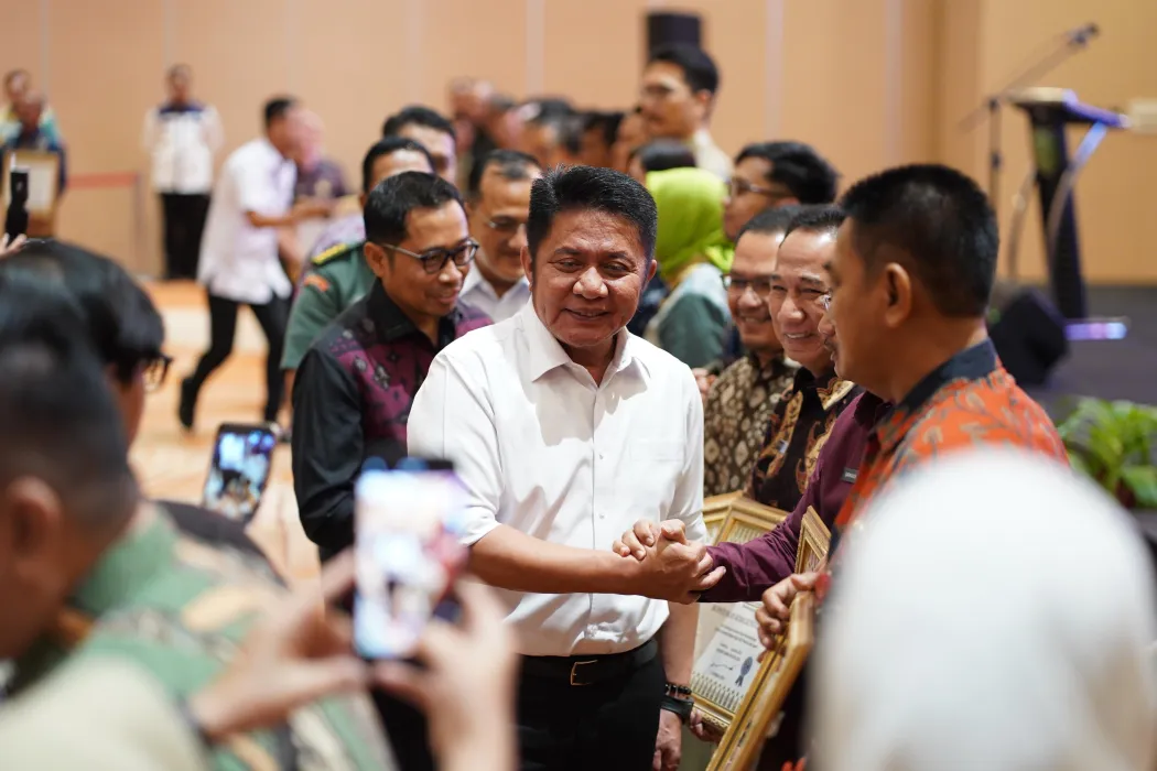 Herman Deru Hadiri Paritrana Award, Apresiasi Partisipasi Universal Coverage Jamsostek di Sumsel