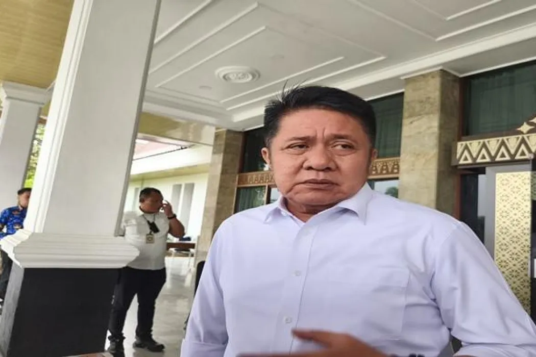 gerak-cepat-gubernur-herman-deru-langsung-surati-kementrian-pupr-minta-perbaiki-jalan-palembang-betung-yang-rusak-parah